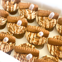 Load image into Gallery viewer, Biscoff Cupcake
